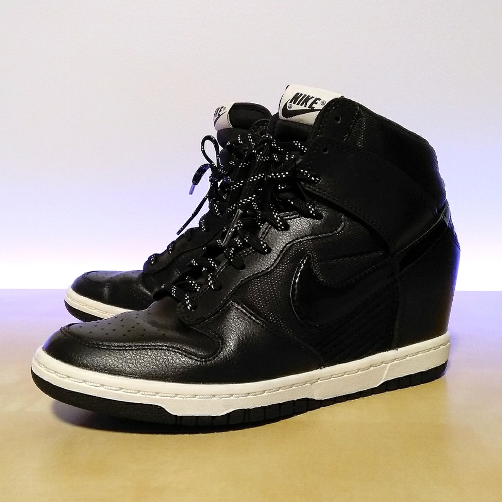 Nike Dunk Skyhigh Essential sz 6.5- 7